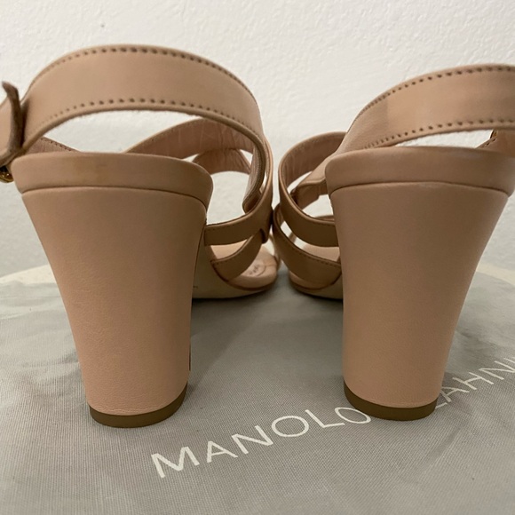 NEW - MANOLO BLAHNIK MEMAARHI LEATHER NUDE SANDAL 39 - Picture 5 of 6